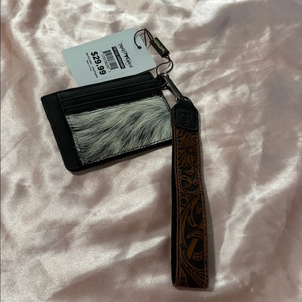 Trinity Ranch Cowhide Black Leather Wristlet Card Holder with Tooled Strap - Picture 2 of 2